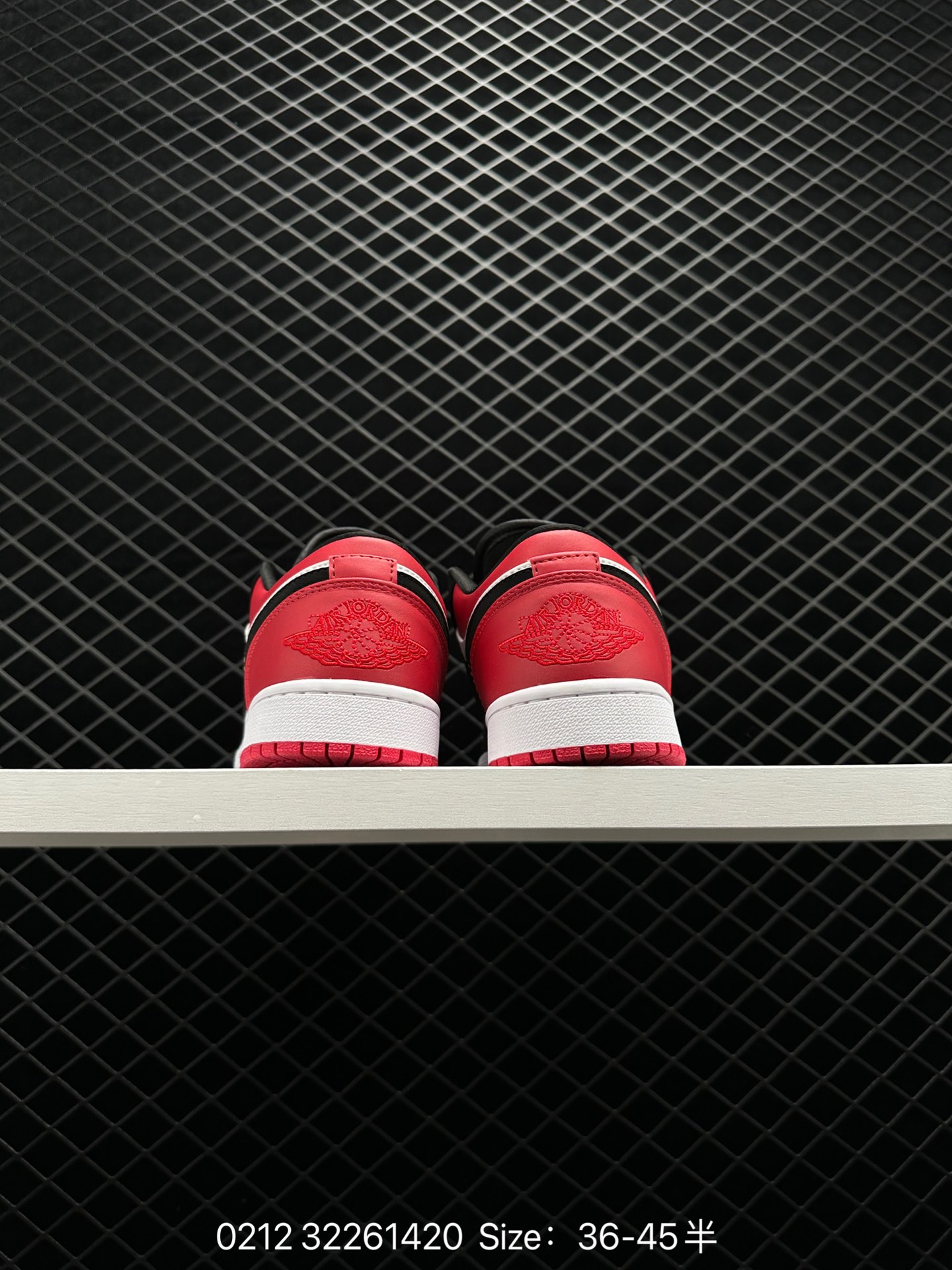 Air Jordan 1 Low “Black Toe”